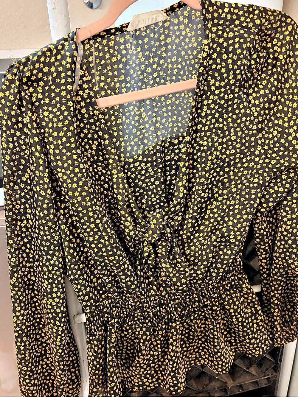 Peach Love Women's Floral Mini Dress in Black & Yellow